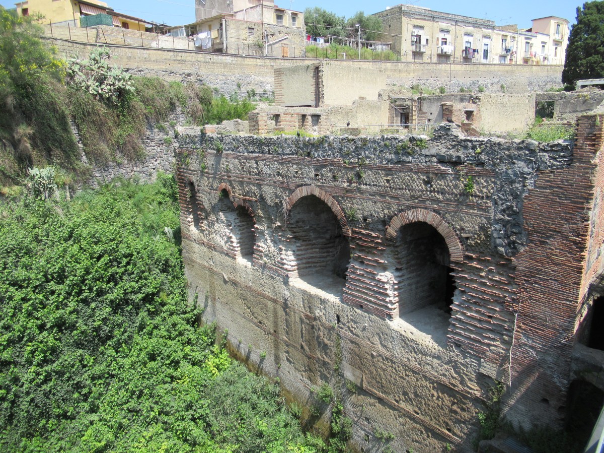 Pompeii & Herculaneum: Travel Guide for a Babymoon